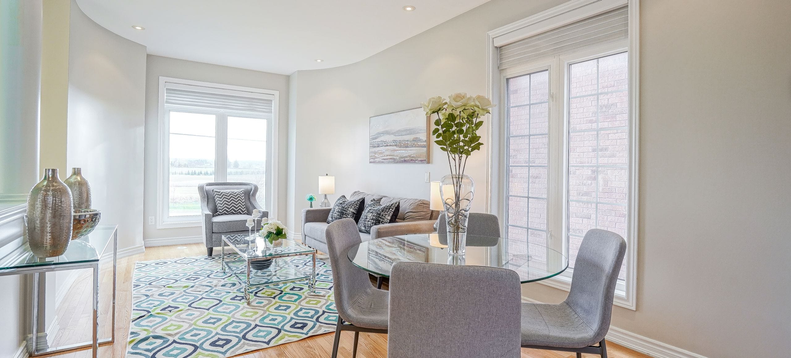 77 Zokol Drive - Sold By The Aurora Real Estate Experts