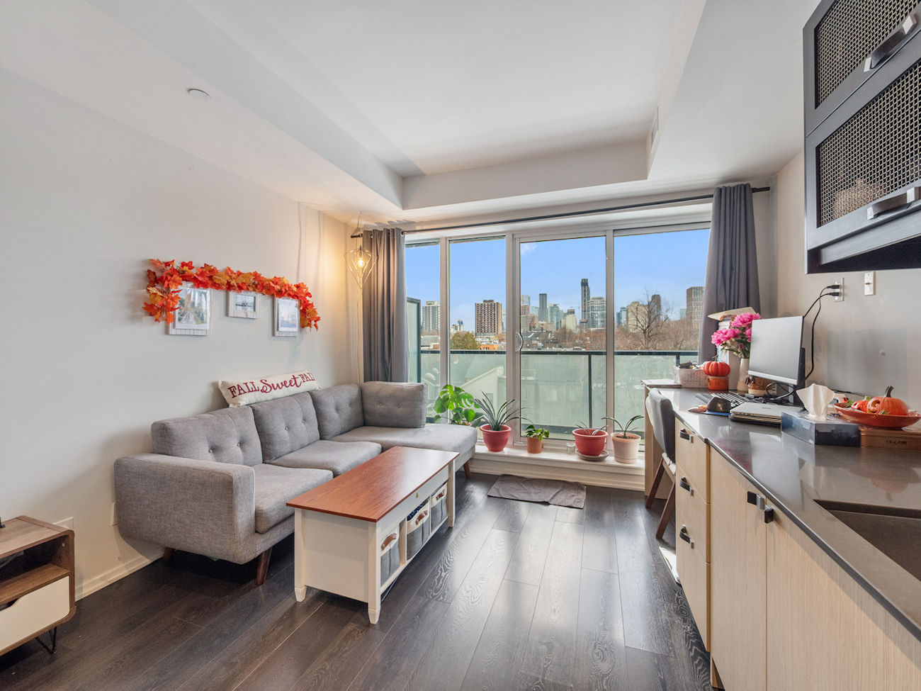 783 Bathurst Street Unit 406 (18)