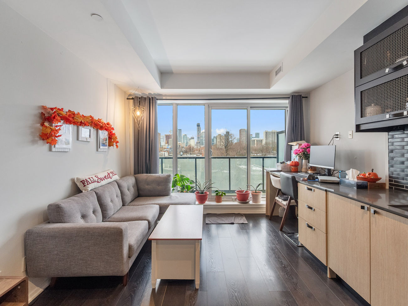 783 Bathurst Street Unit 406 (19)