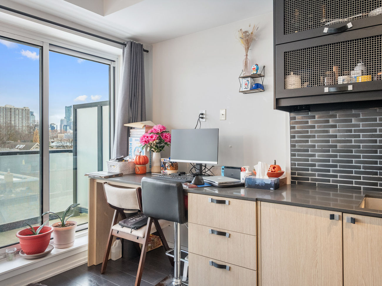 783 Bathurst Street Unit 406 (21)