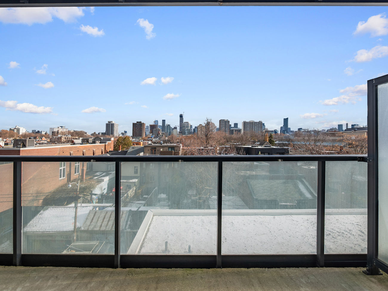 783 Bathurst Street Unit 406 (29)