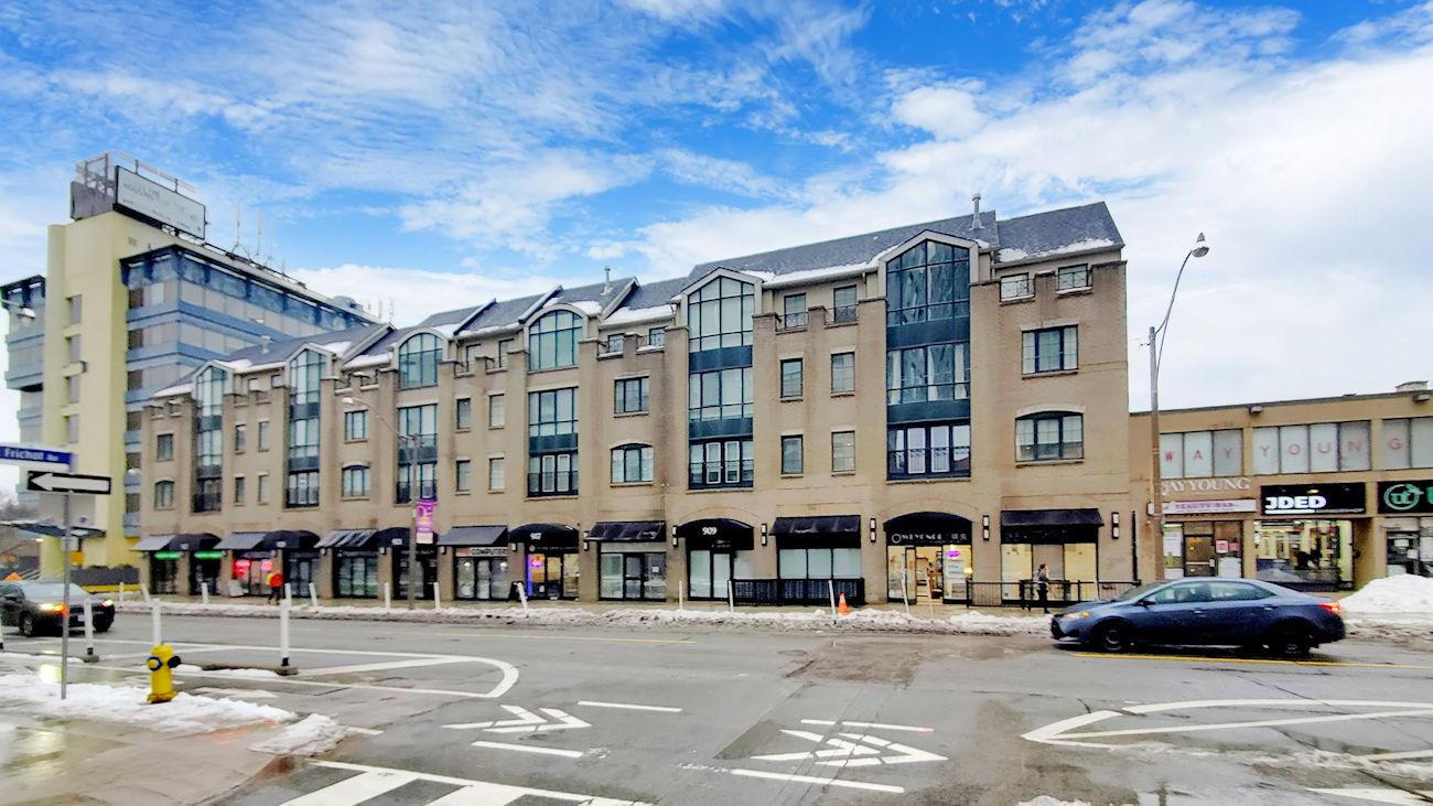 909 Yonge Street #27-28 (1)