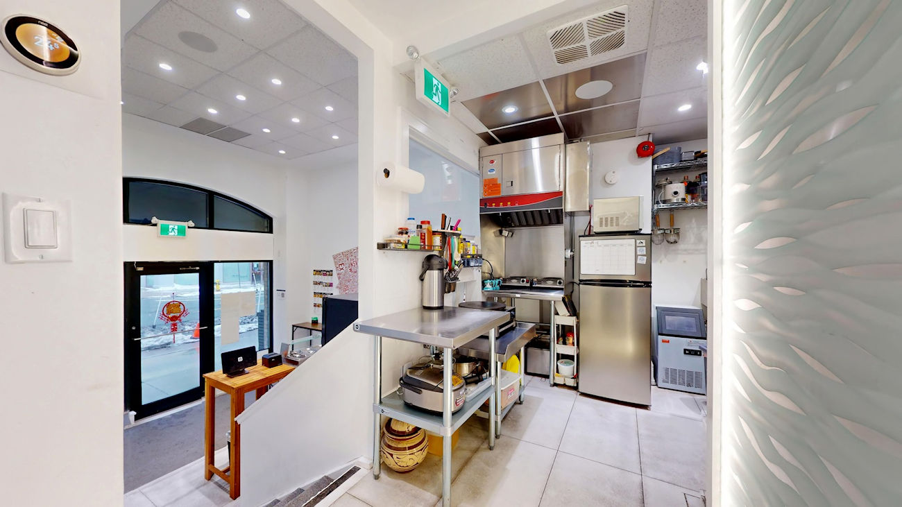 909 Yonge Street #27-28 (18)