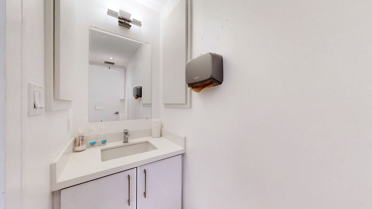 909 Yonge Street #27-28 (26)