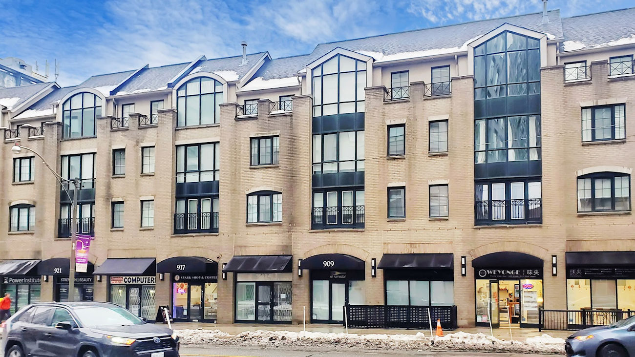 909 Yonge Street #27-28 (5)