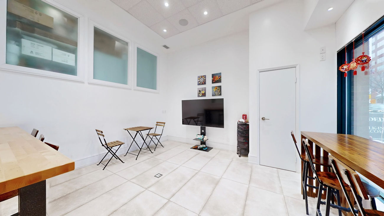 909 Yonge Street #27-28 (8)