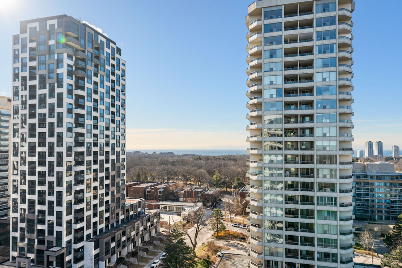 100 Quebec Avenue #1502 (13)