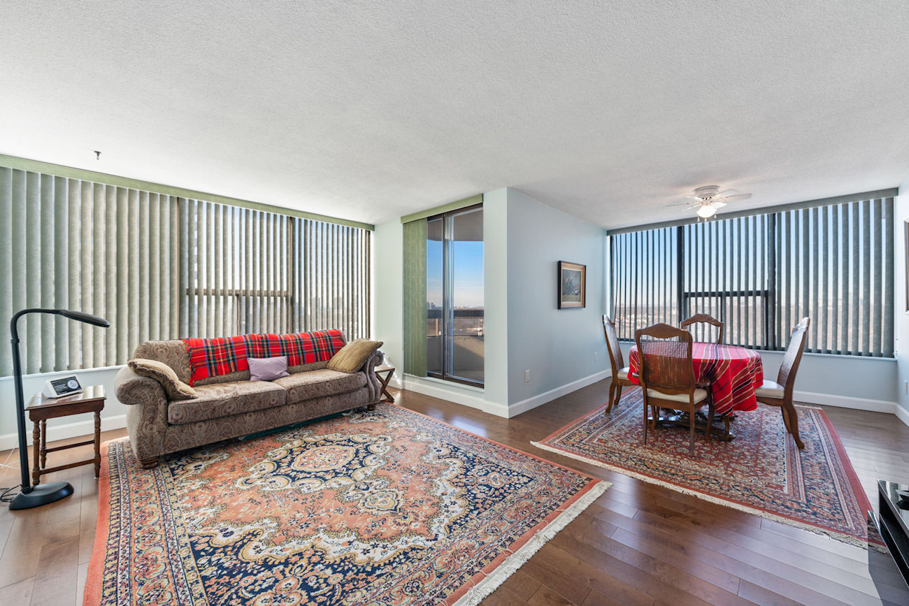 100 Quebec Avenue #1502 (14)