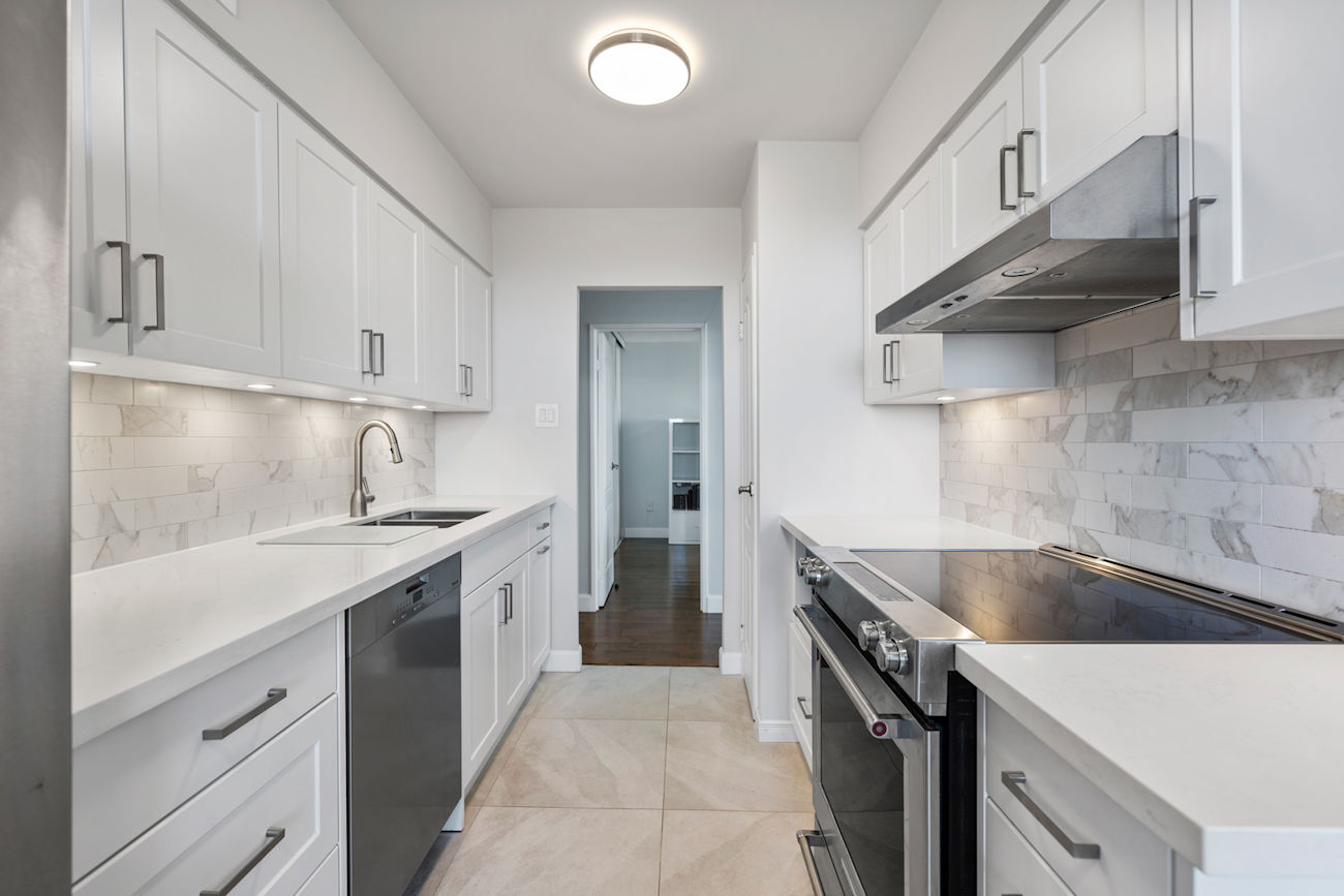 100 Quebec Avenue #1502 (19)