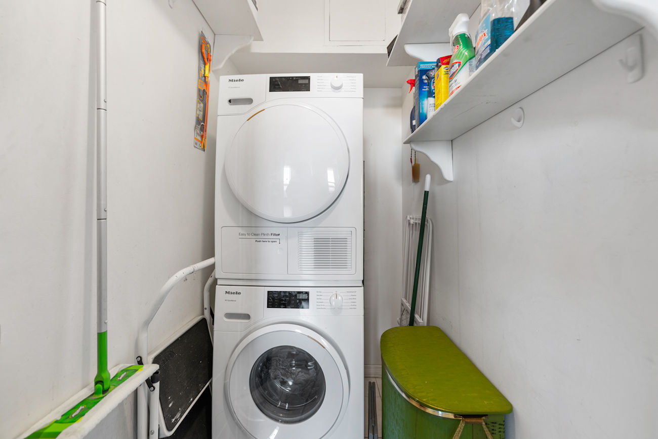 100 Quebec Avenue #1502 (26)