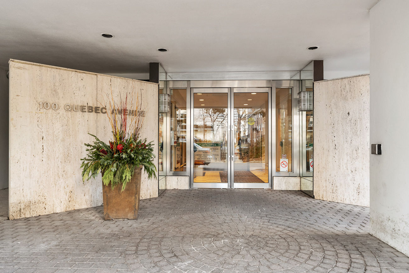 100 Quebec Avenue #1502 (3)