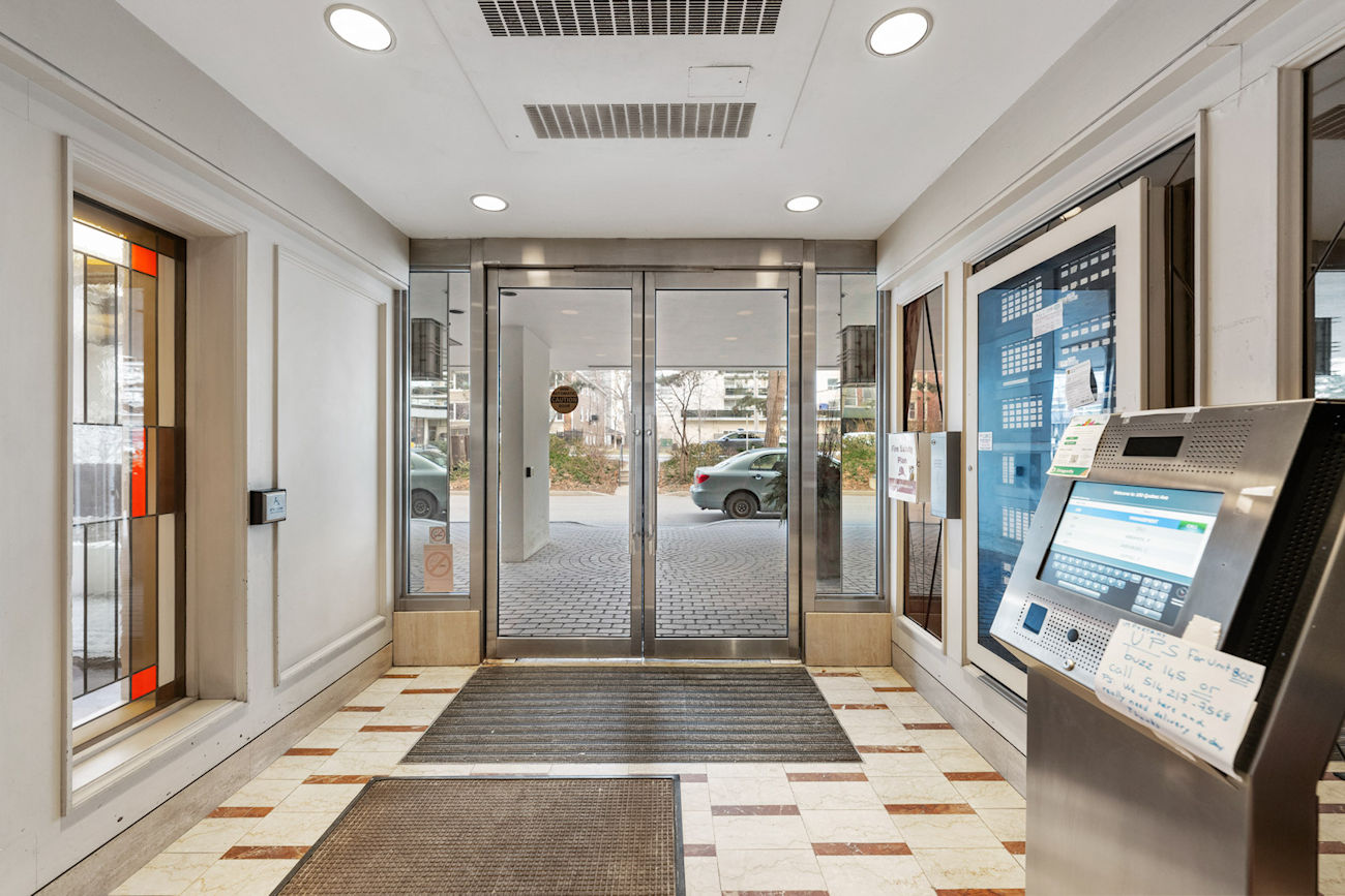 100 Quebec Avenue #1502 (4)