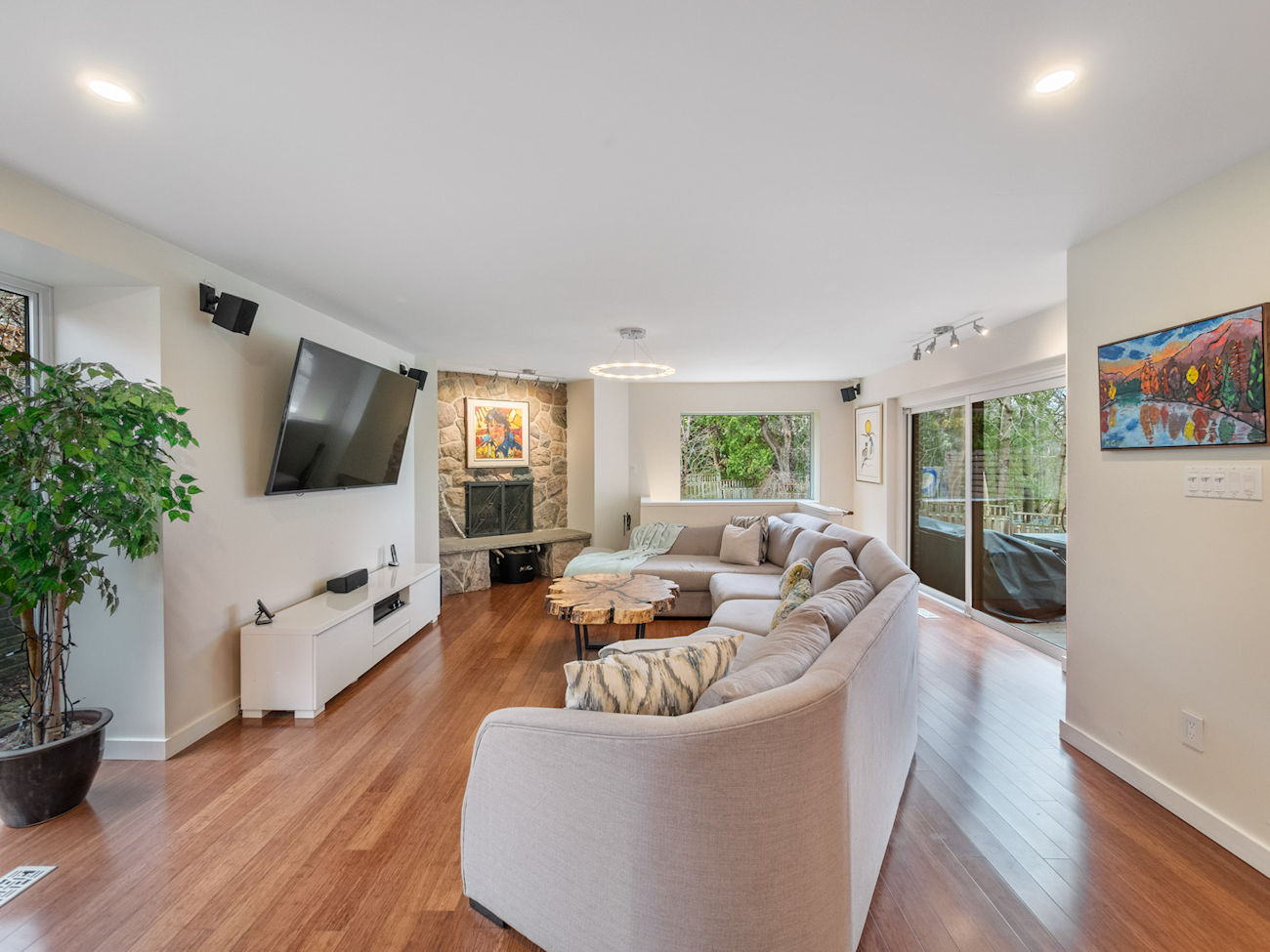 8 Foxdale Court (24)