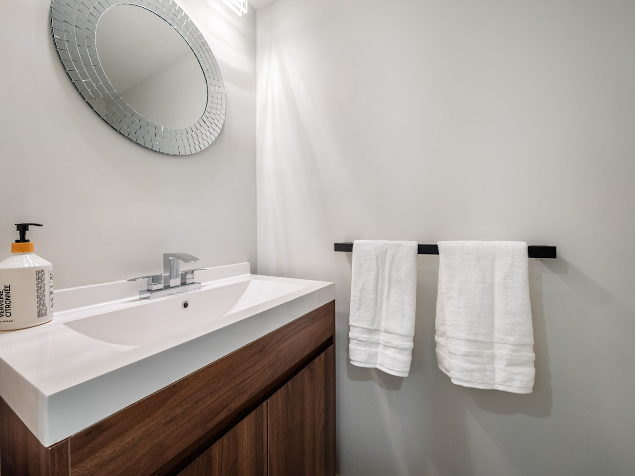 8 Foxdale Court (45)