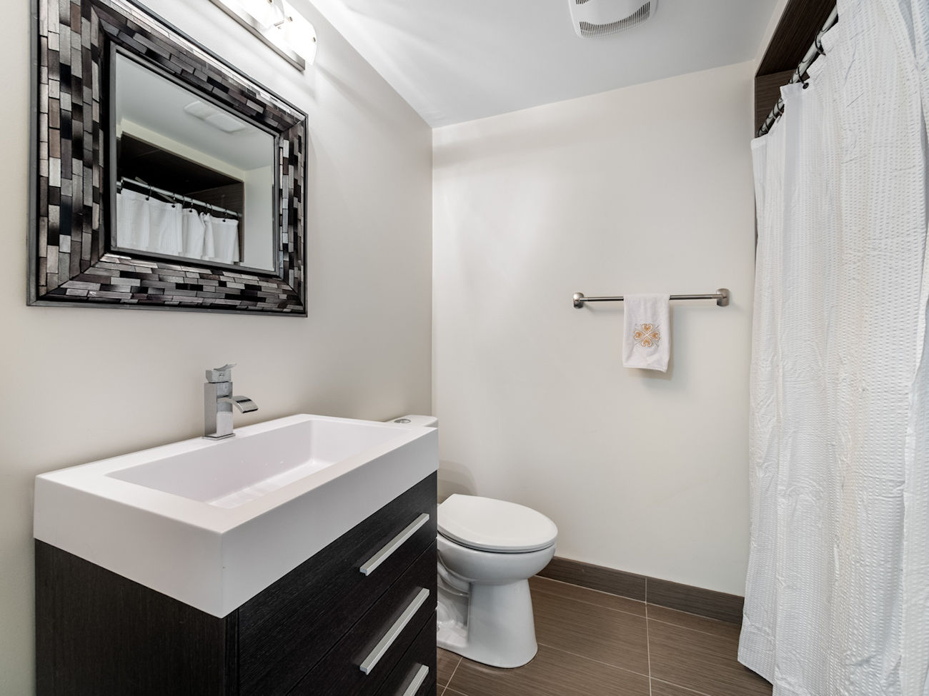 8 Foxdale Court (46)