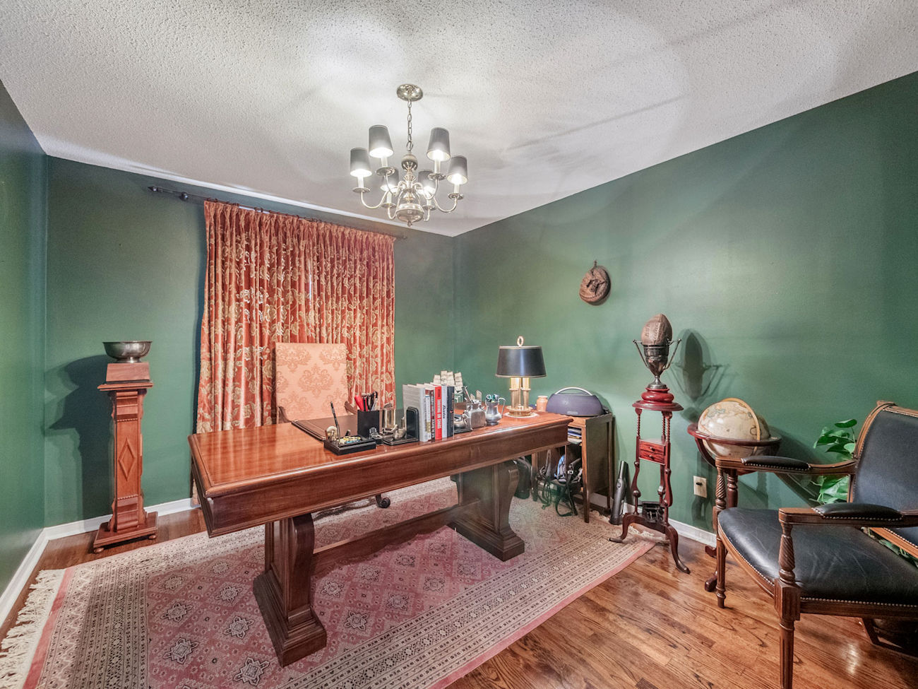 49 Miriam Crescent-28