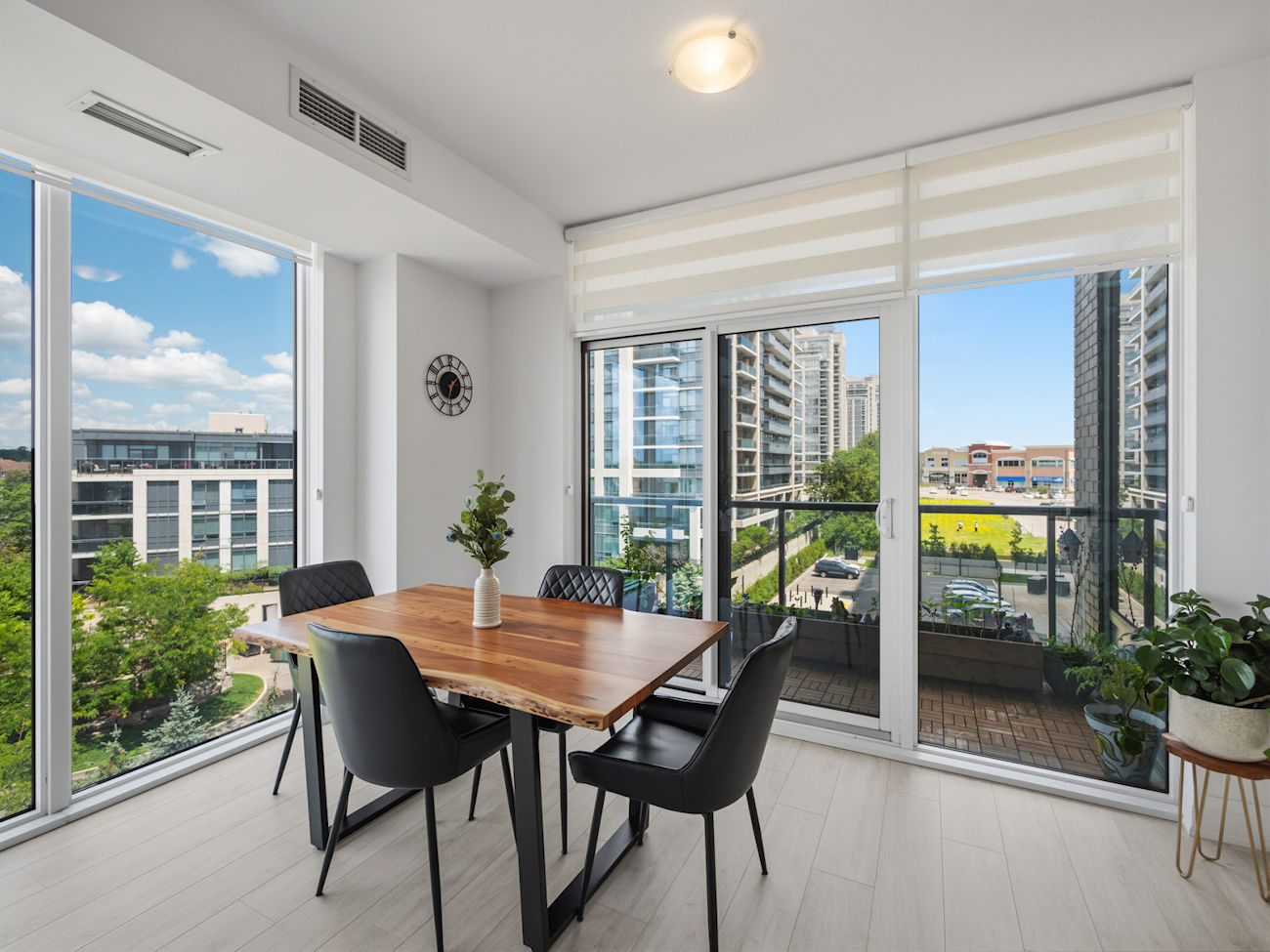 10 Gatineau Drive Unit 413 (14)
