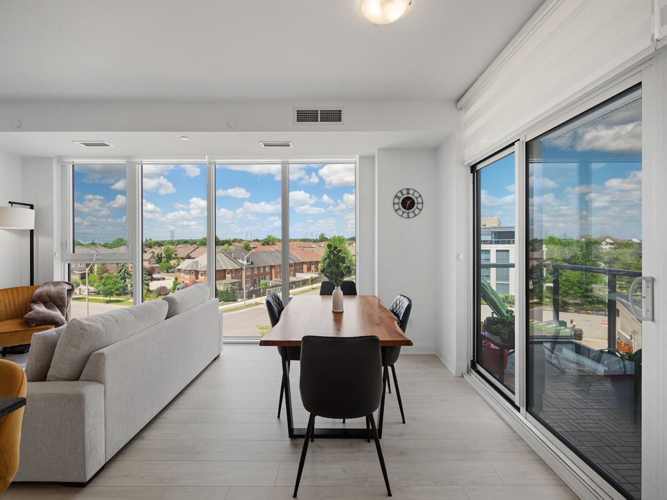 10 Gatineau Drive Unit 413 (15)