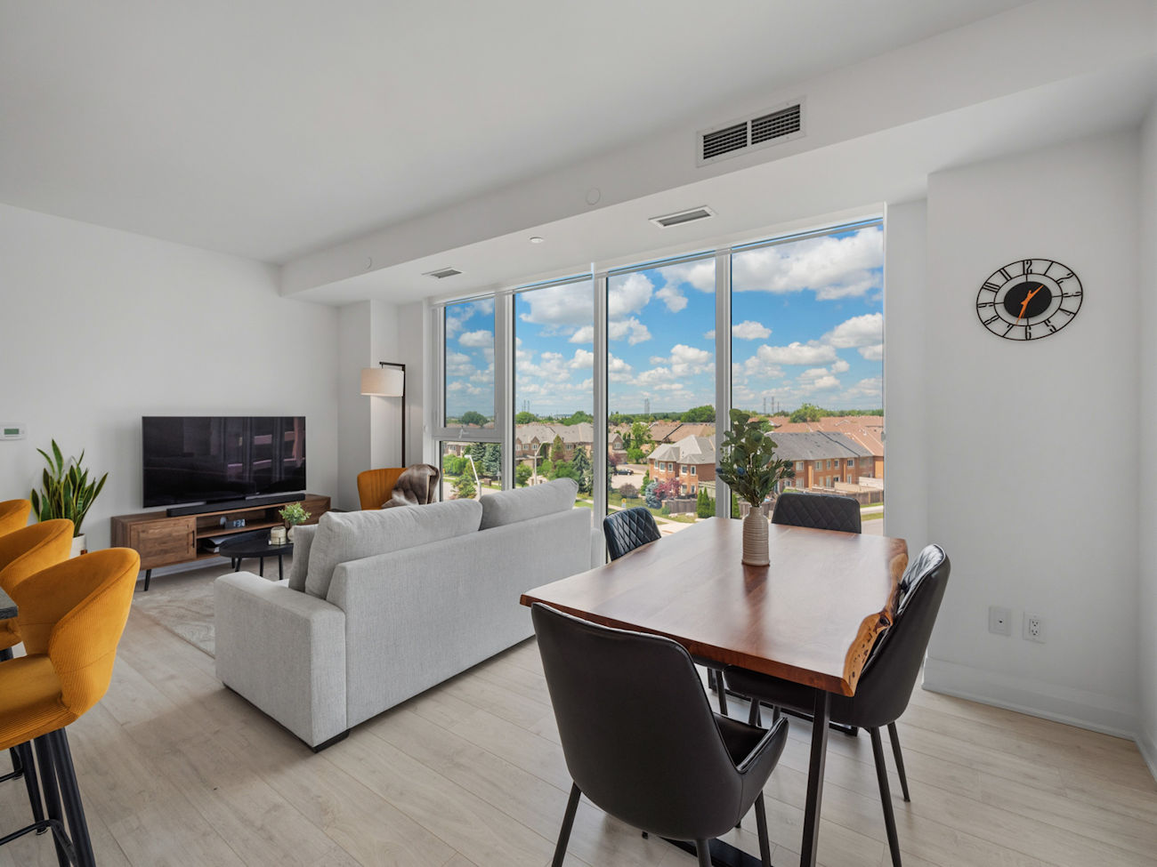 10 Gatineau Drive Unit 413 (16)