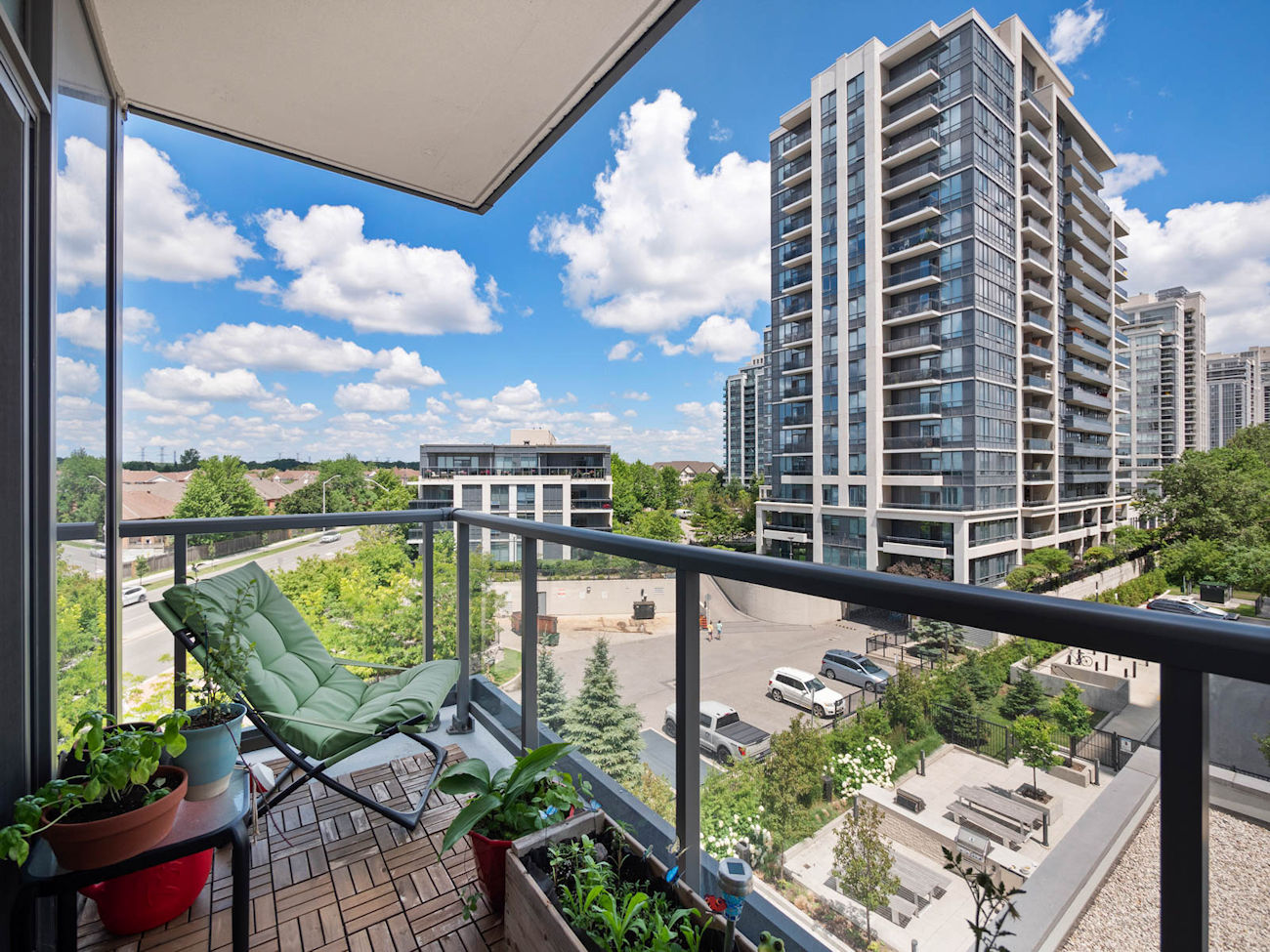 10 Gatineau Drive Unit 413 (28)