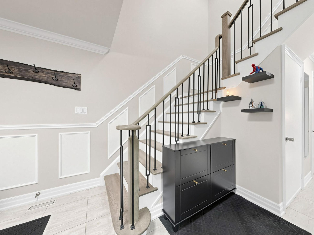 11 Checker Court (18)