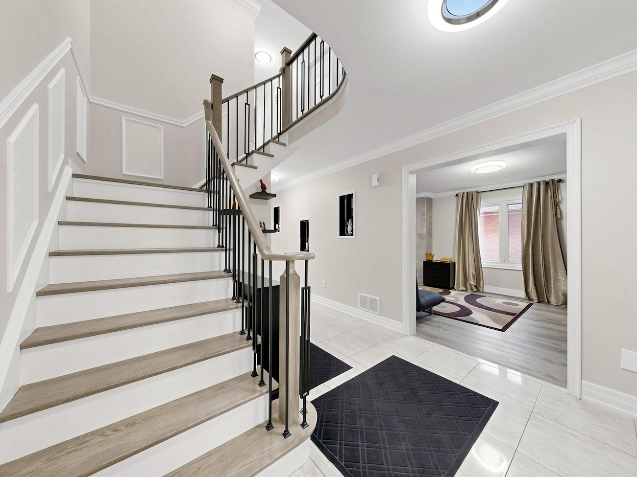 11 Checker Court (19)