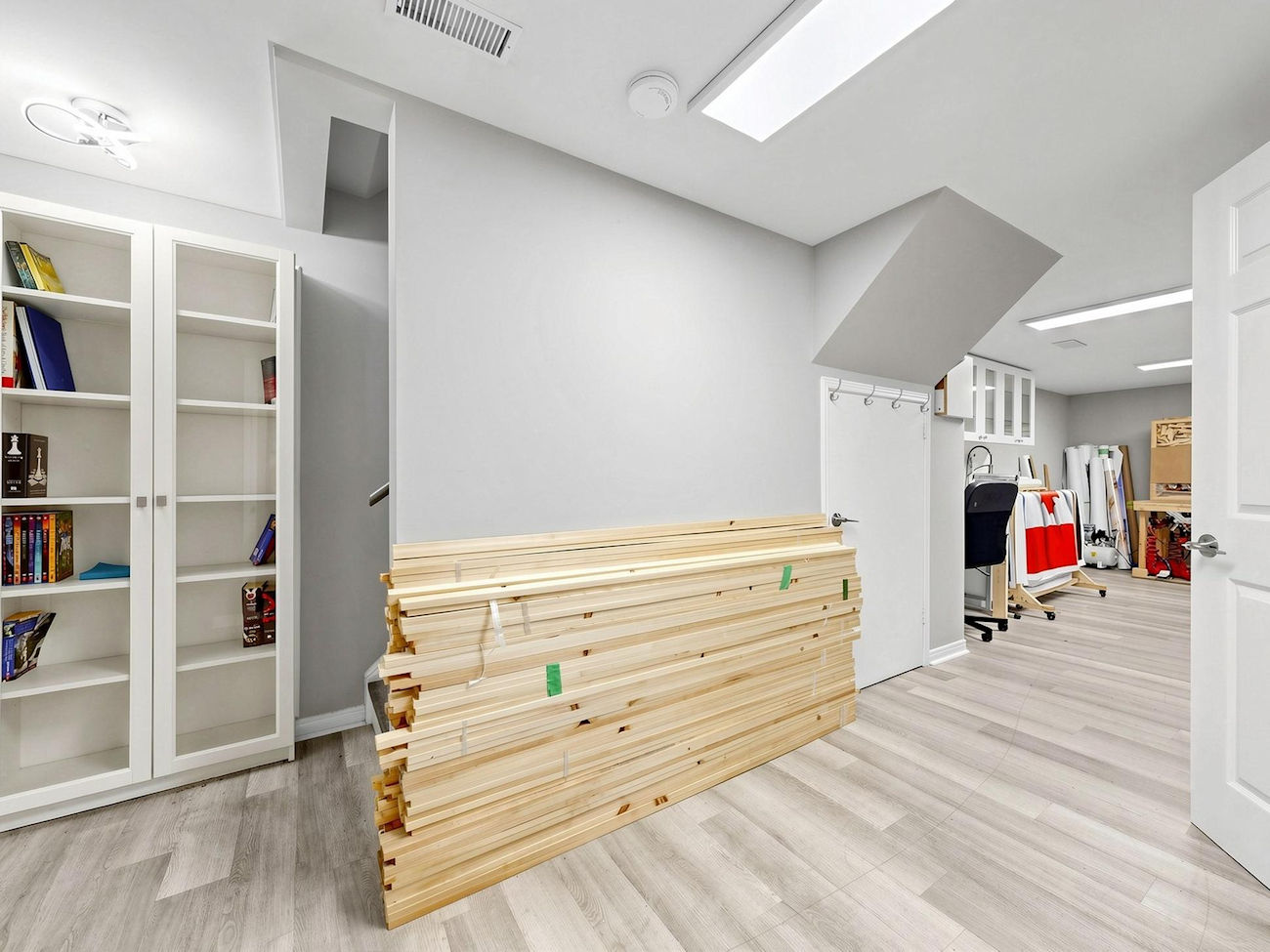 11 Checker Court (29)