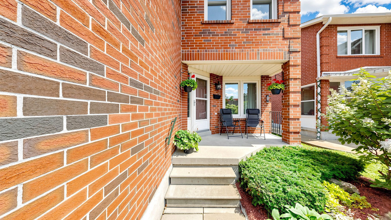 160 Marlott Road (2)