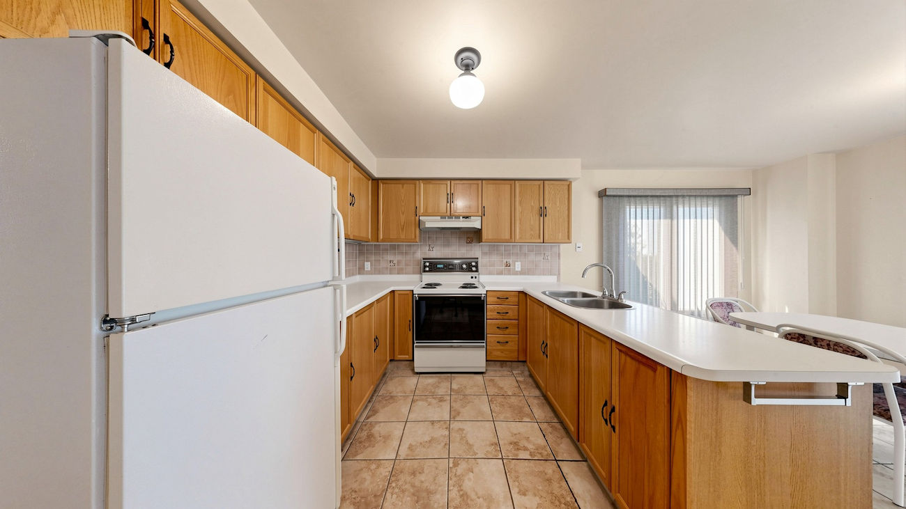 160 Marlott Road (6)