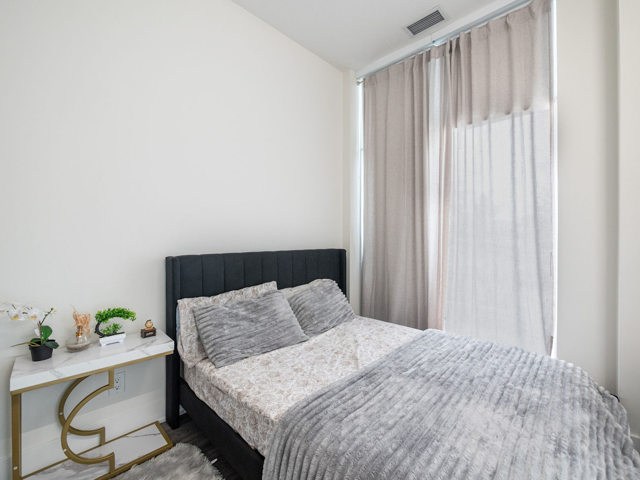 188 Fairview Mall Drive Unit 101 (18)
