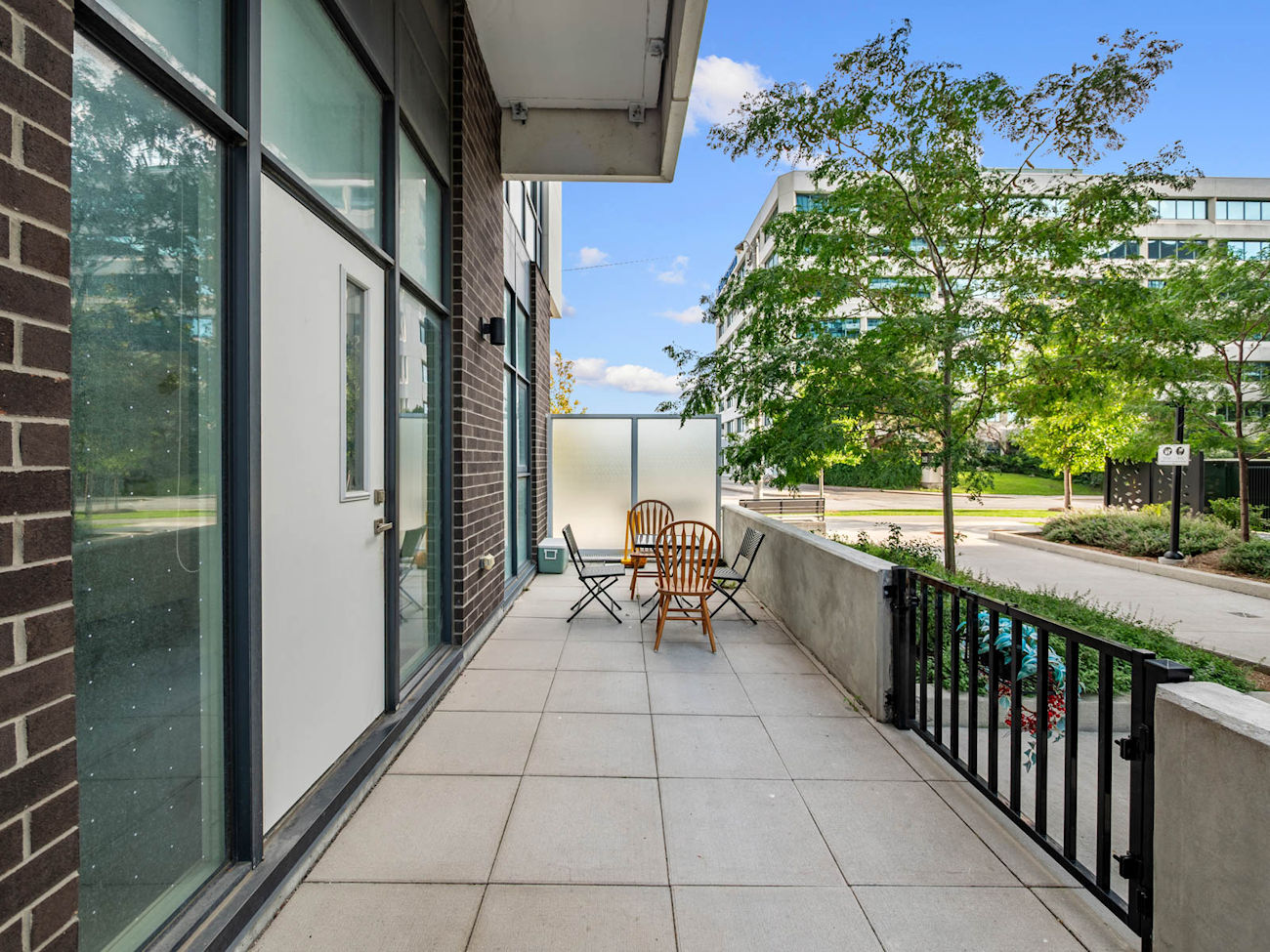 188 Fairview Mall Drive Unit 101 (29)