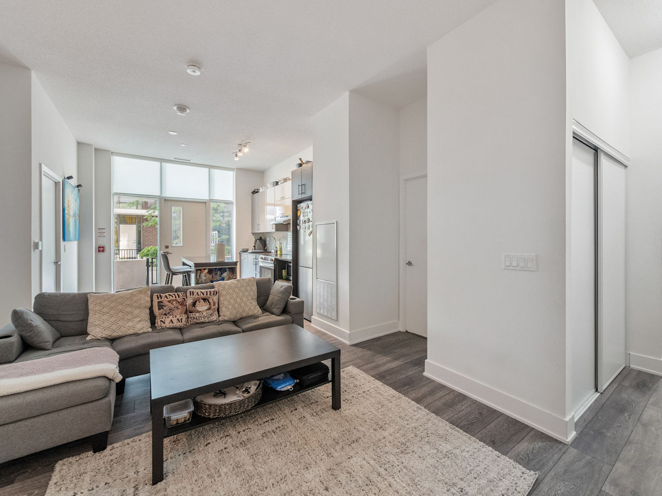 188 Fairview Mall Drive Unit 101 (8)
