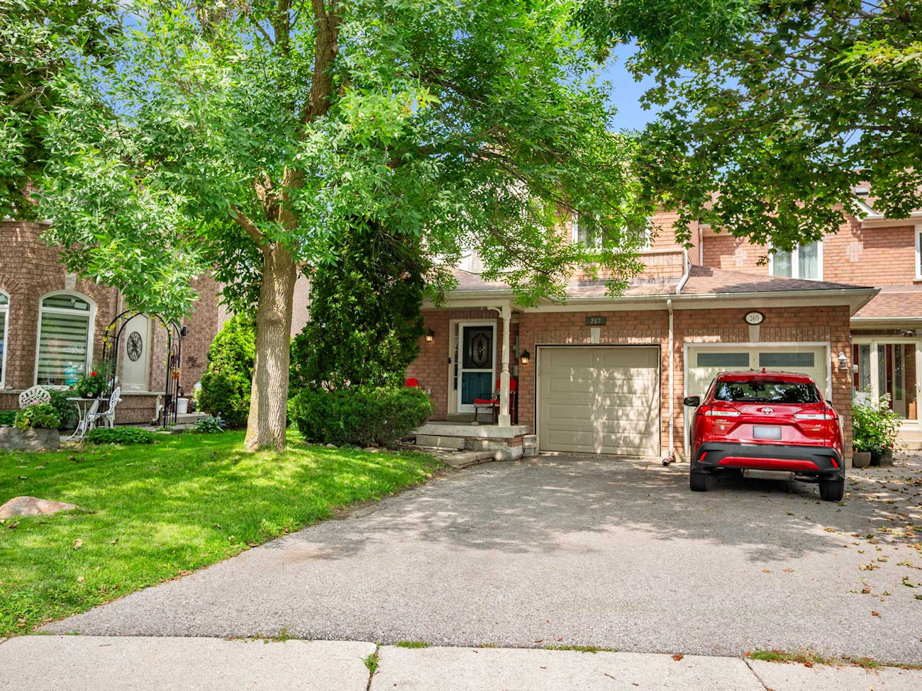 267 Warner Crescent (2)