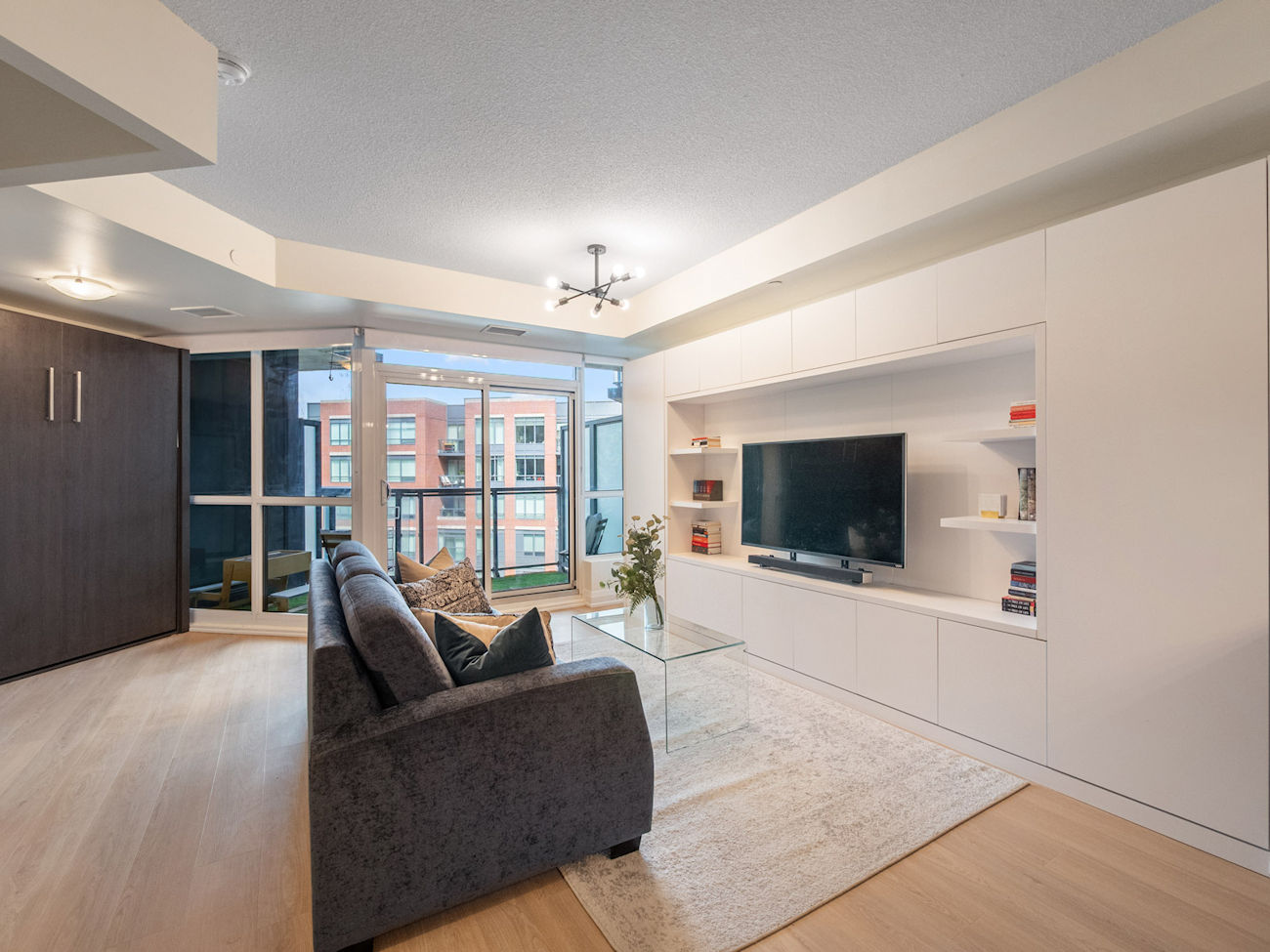 7608 Yonge Street Unit 405 (11)