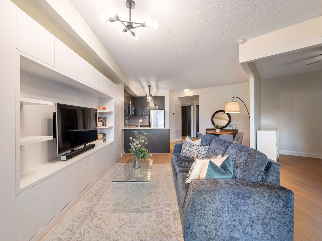 7608 Yonge Street Unit 405 (14)