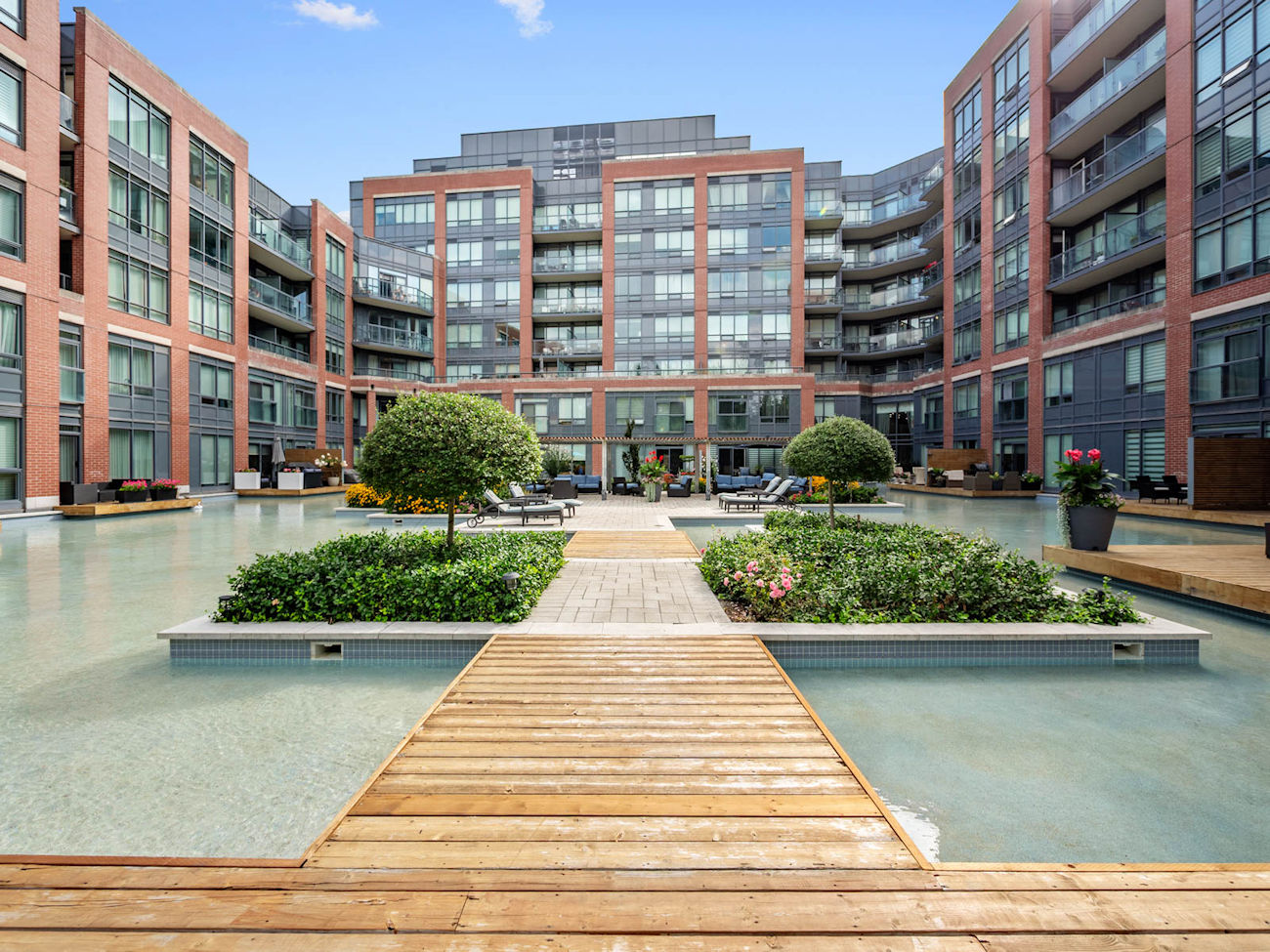 7608 Yonge Street Unit 405 (28)