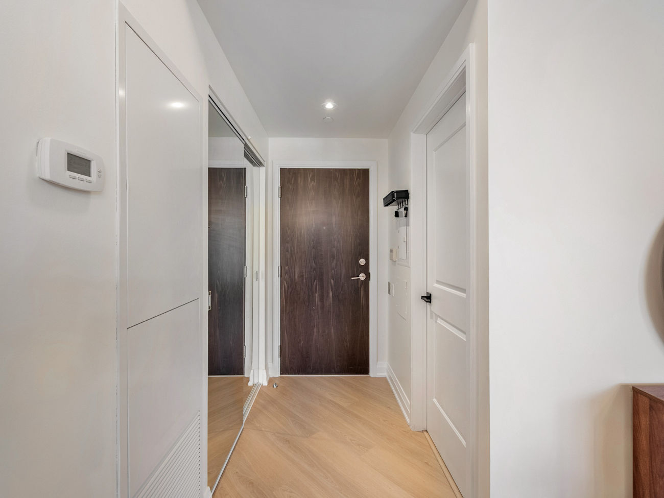 7608 Yonge Street Unit 405 (4)