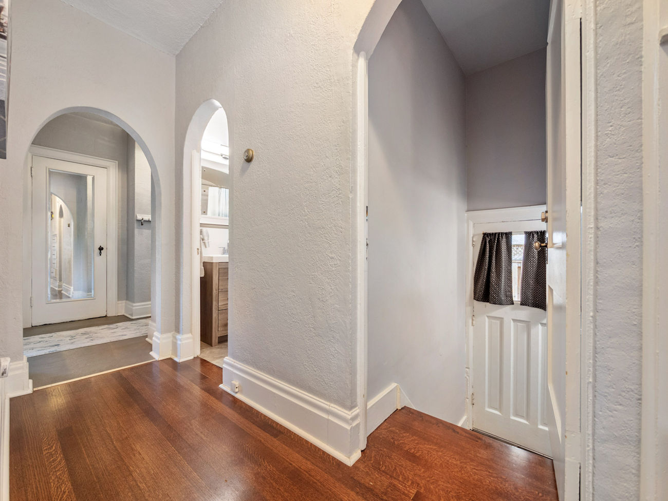 980 Kipling Avenue (19)