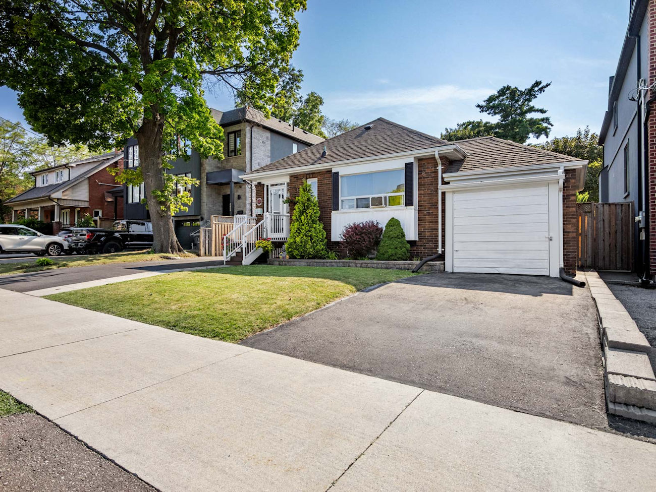 980 Kipling Avenue (2)