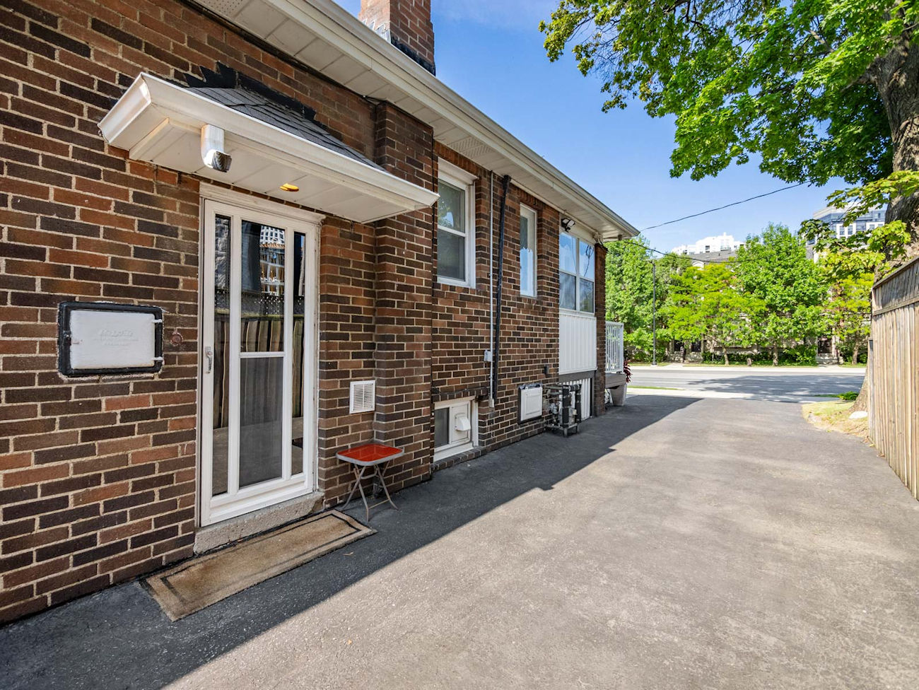980 Kipling Avenue (20)