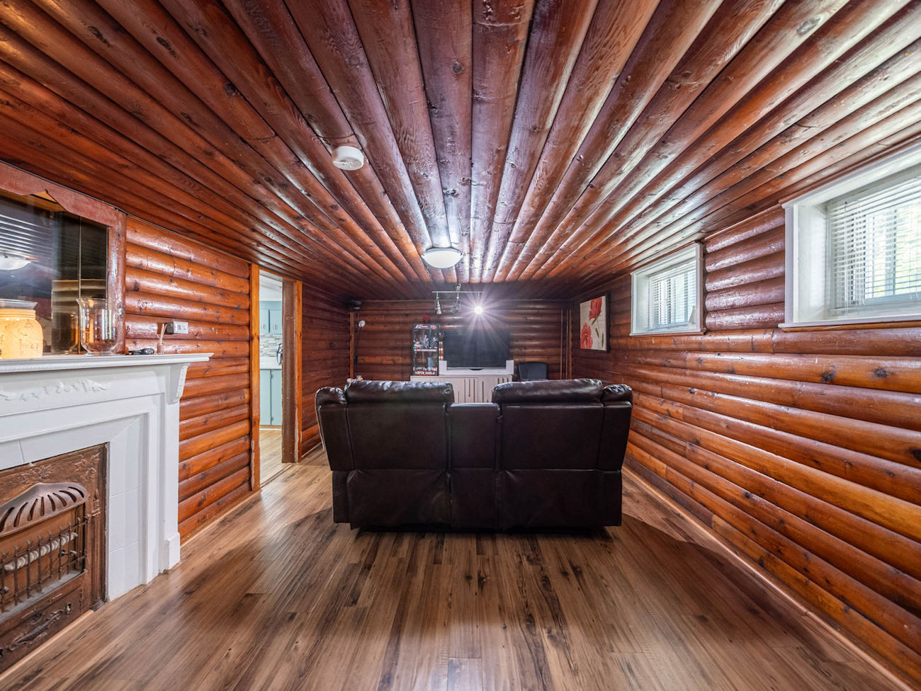 980 Kipling Avenue (25)