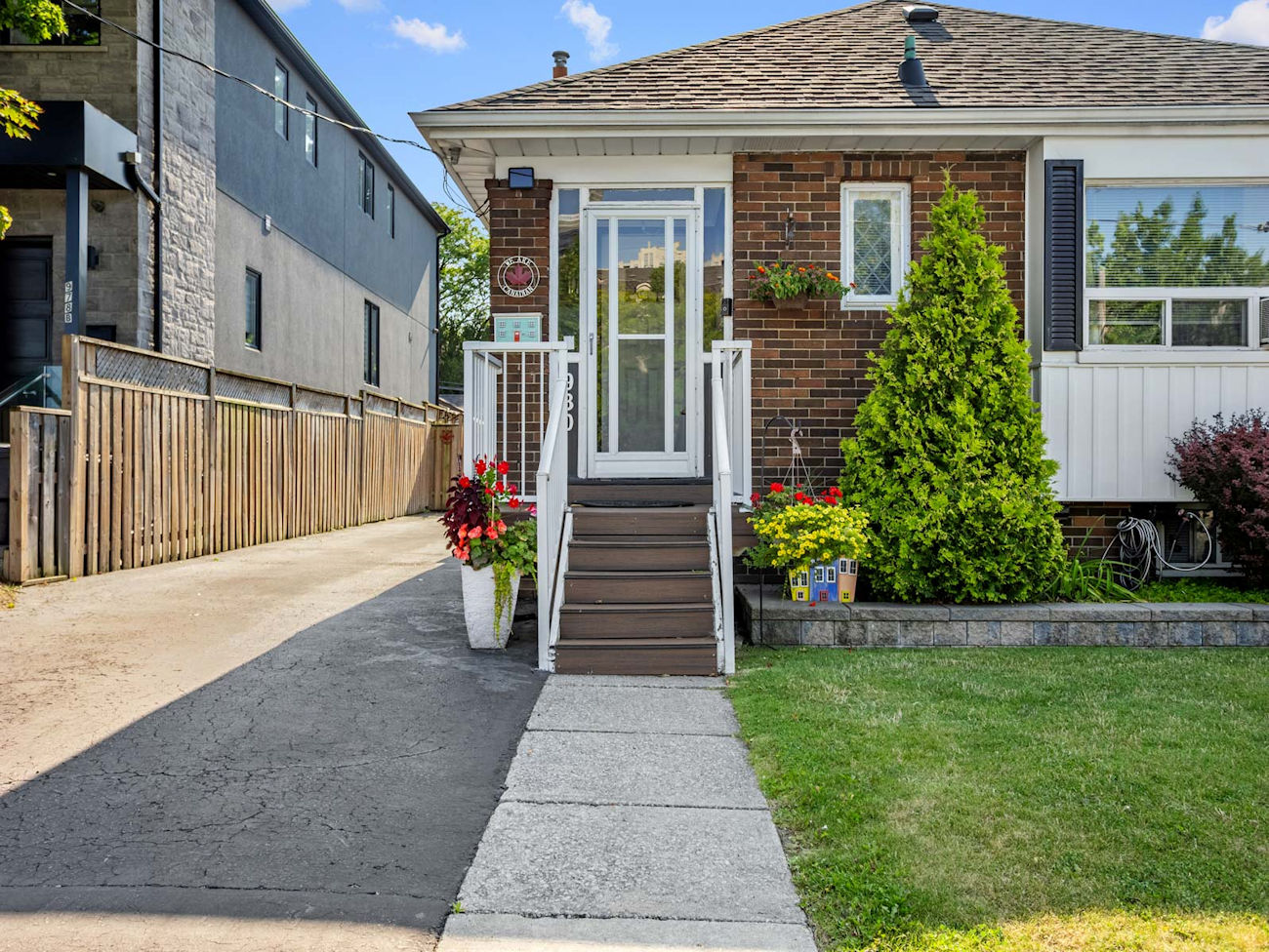 980 Kipling Avenue (3)