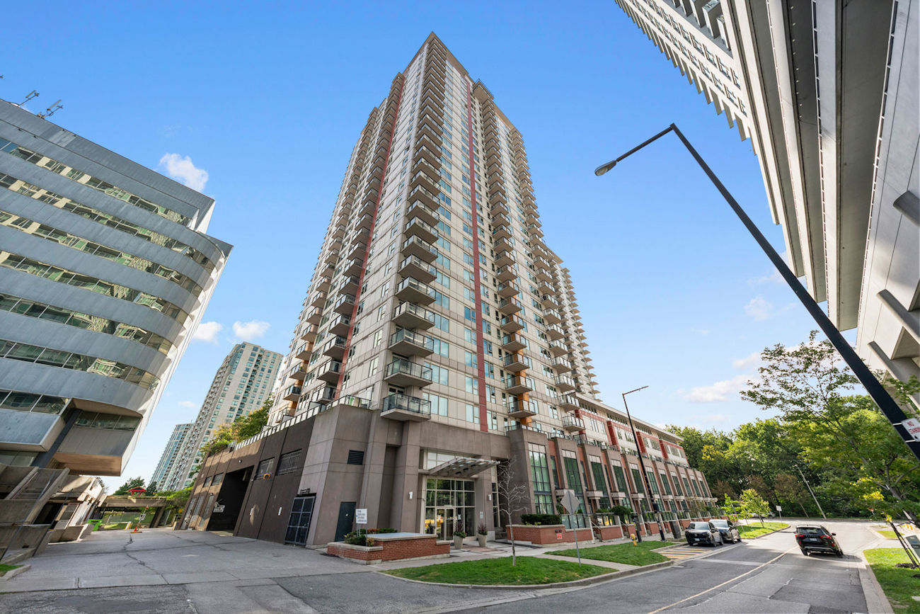 25 Town Centre Court Unit 3203 (1)