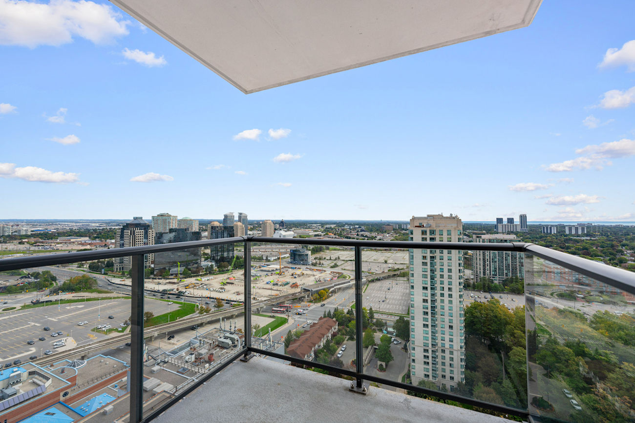 25 Town Centre Court Unit 3203 (13)