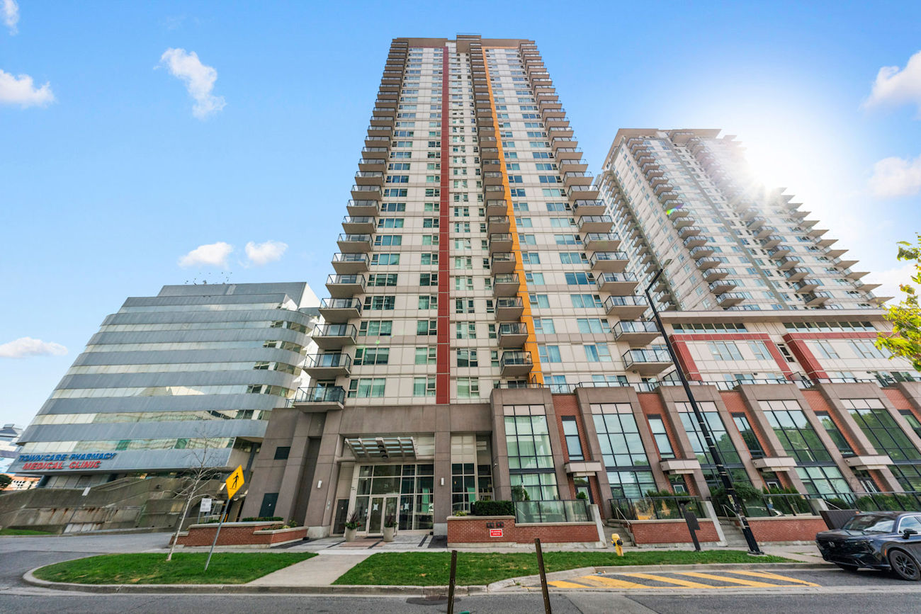25 Town Centre Court Unit 3203 (2)