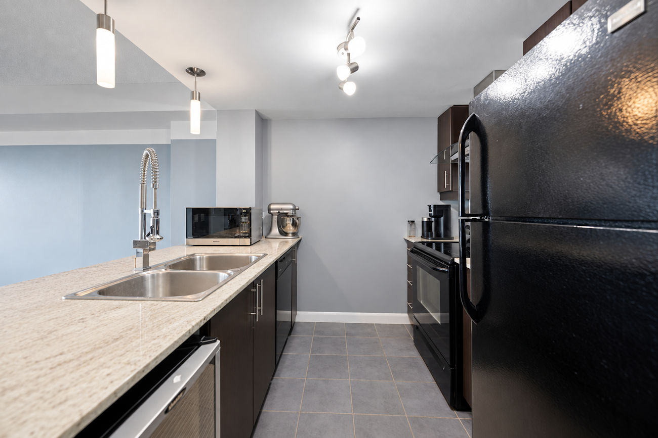 25 Town Centre Court Unit 3203 (7)