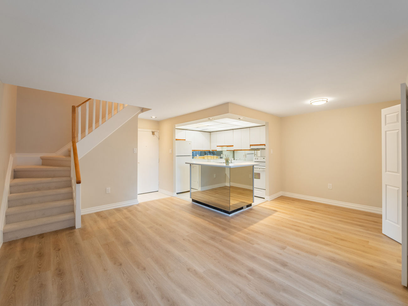 16 Elgin Street Unit 316 (12)
