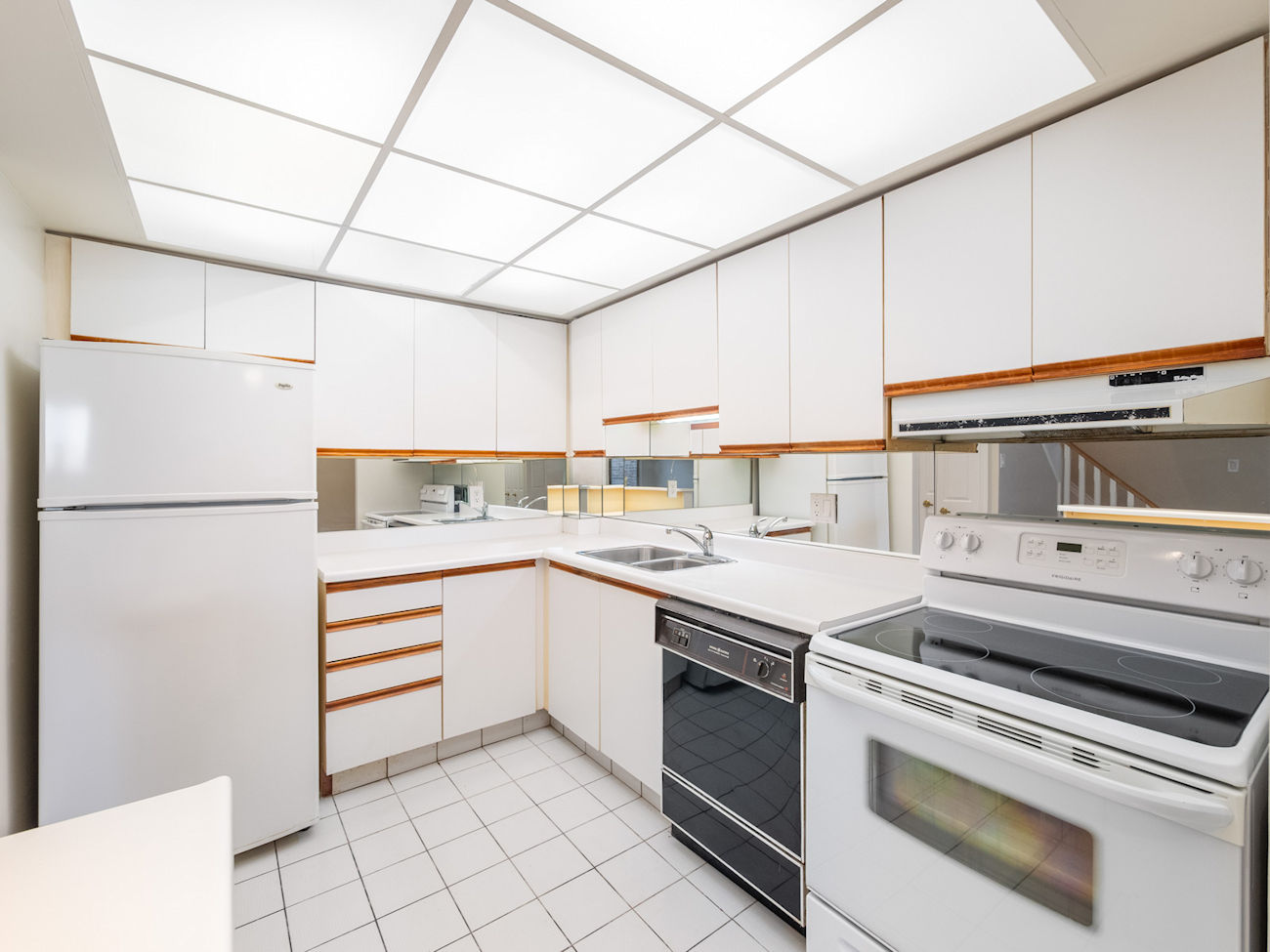 16 Elgin Street Unit 316 (15)