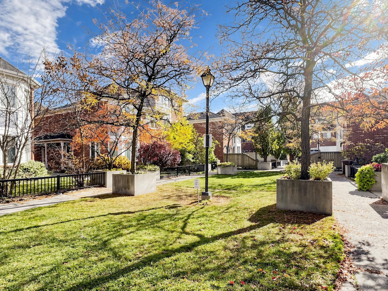 18 Clark Avenue West #154 (30)