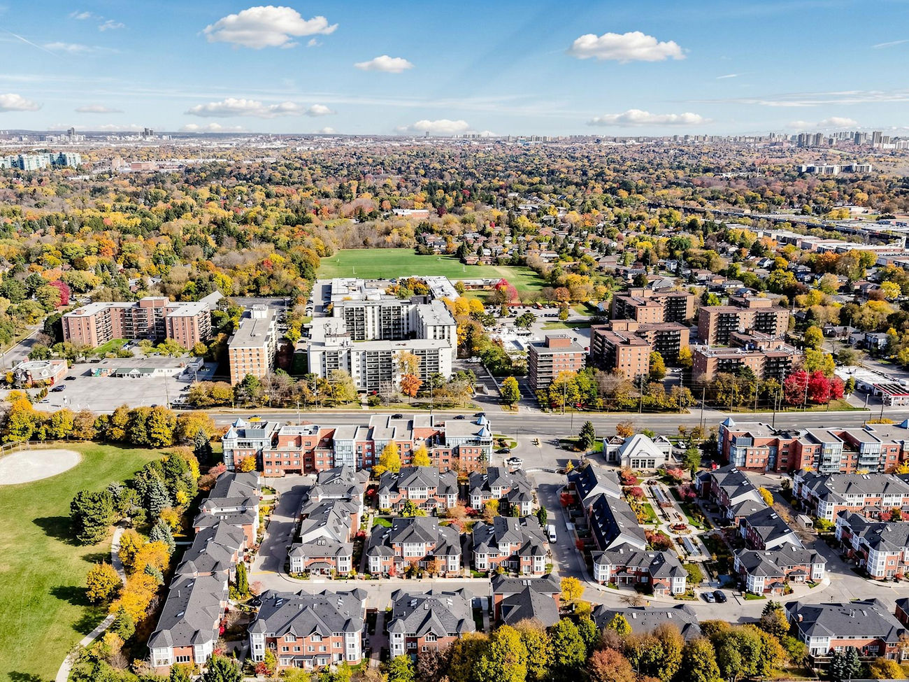 18 Clark Avenue West #154 (32)